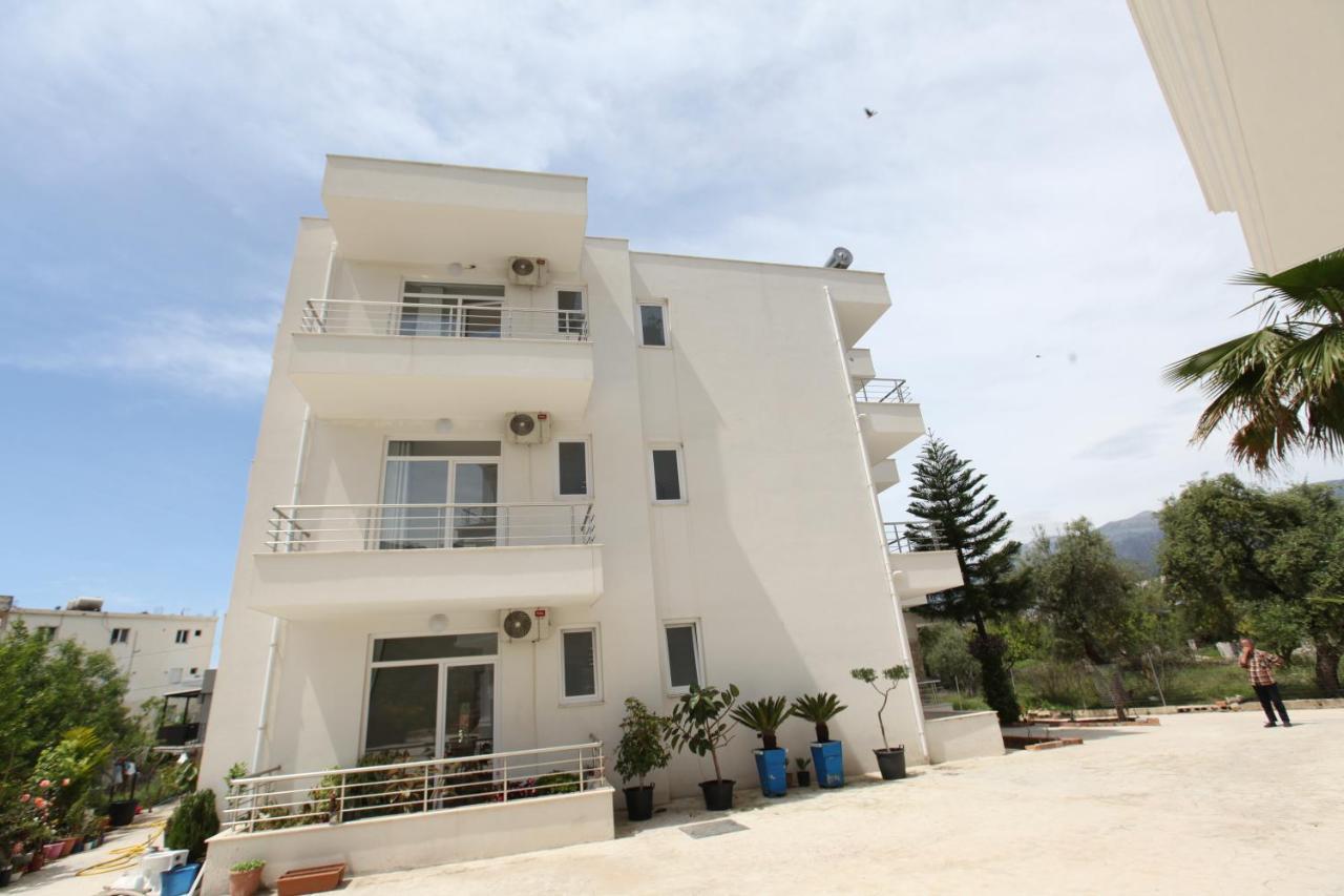 Zahos Hotel Himarë Exterior foto
