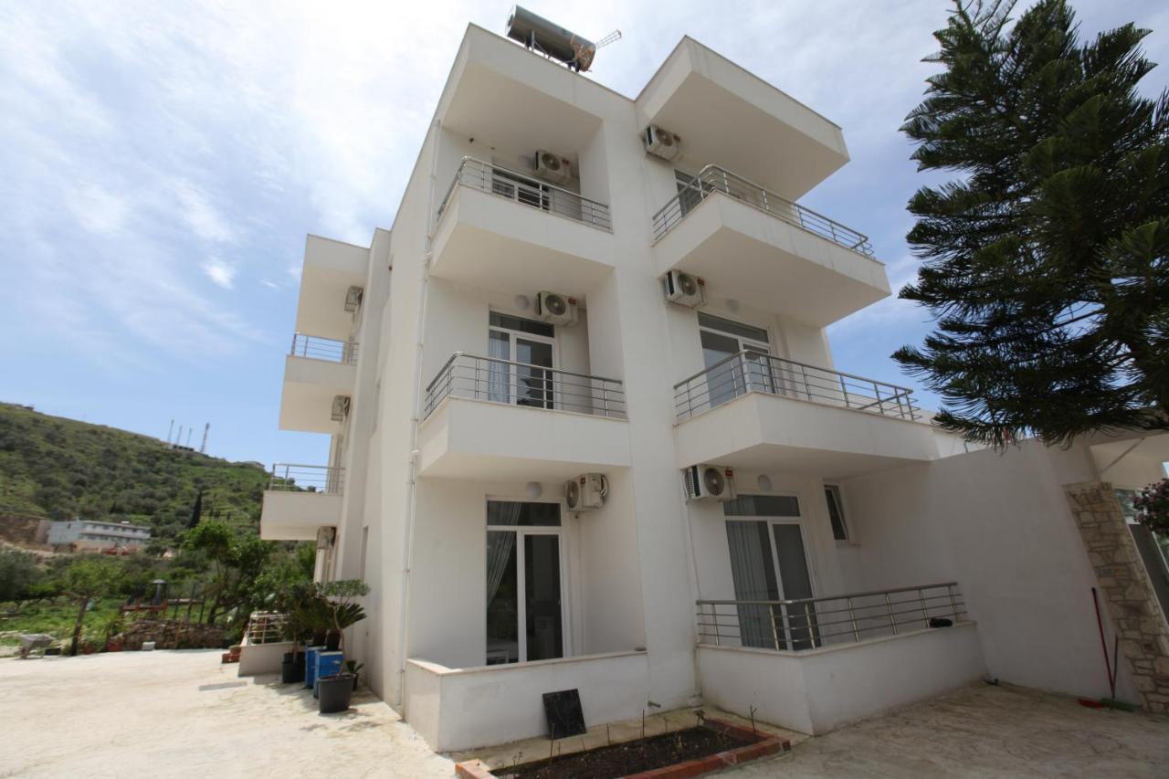 Zahos Hotel Himarë Exterior foto