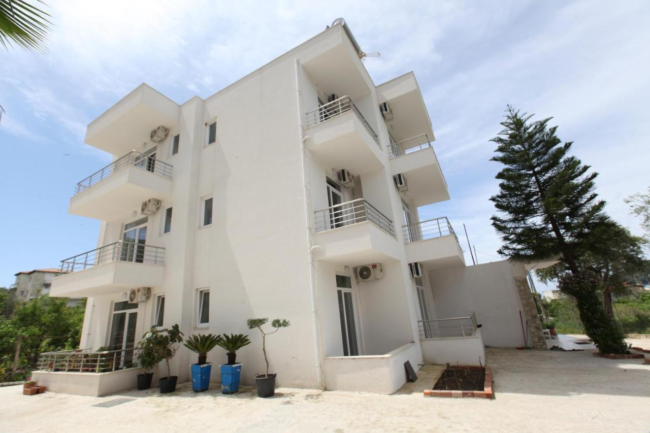 Zahos Hotel Himarë Exterior foto