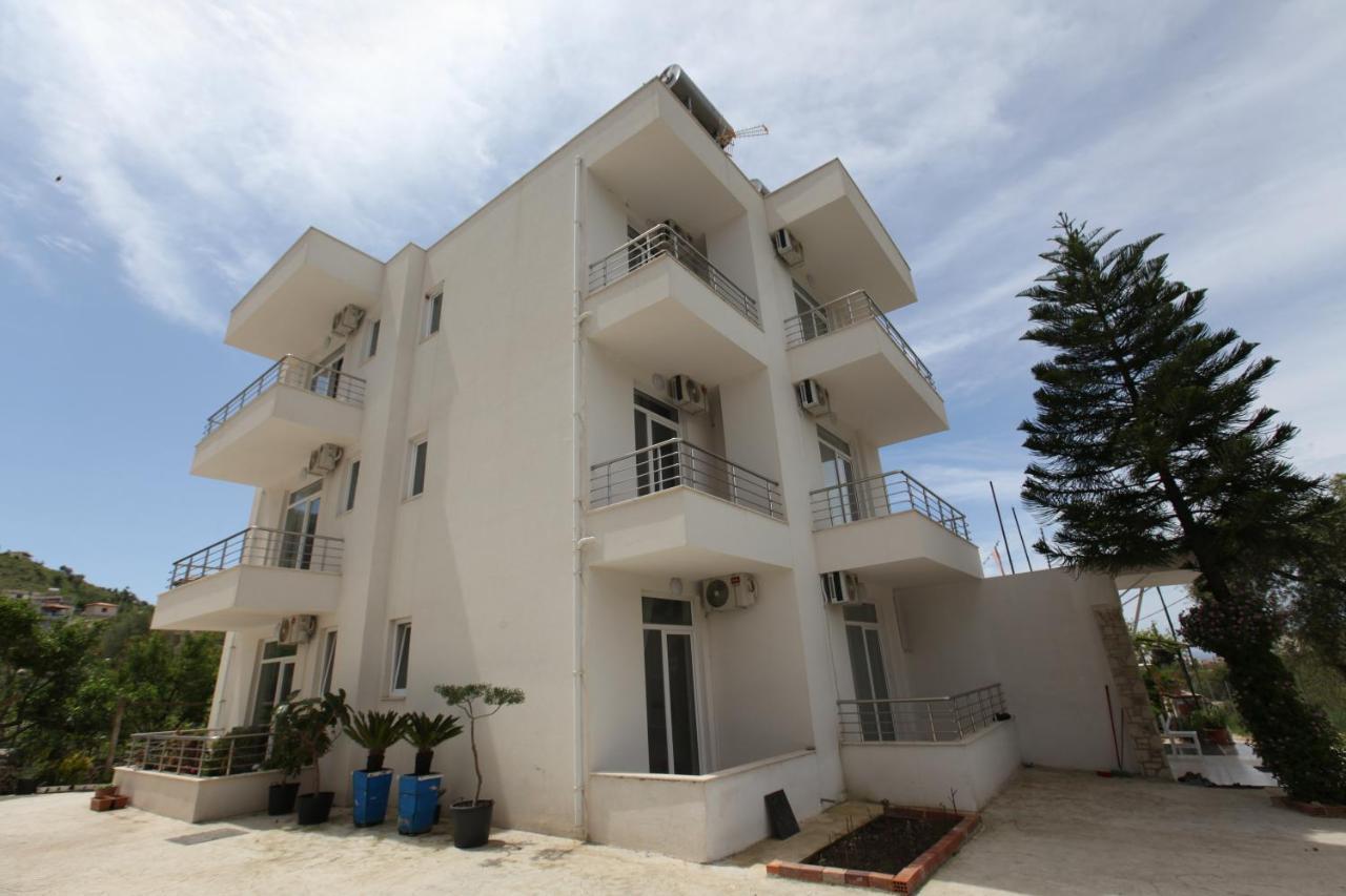 Zahos Hotel Himarë Exterior foto