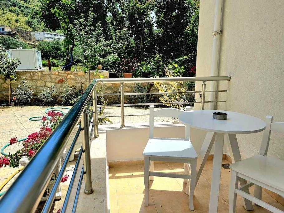 Zahos Hotel Himarë Exterior foto